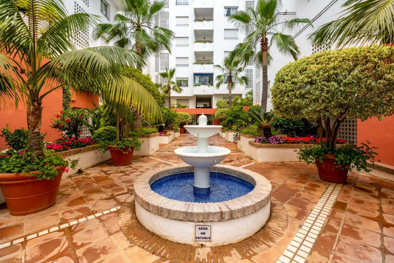 Livescape Medina Garden Marbella Exteriör bild